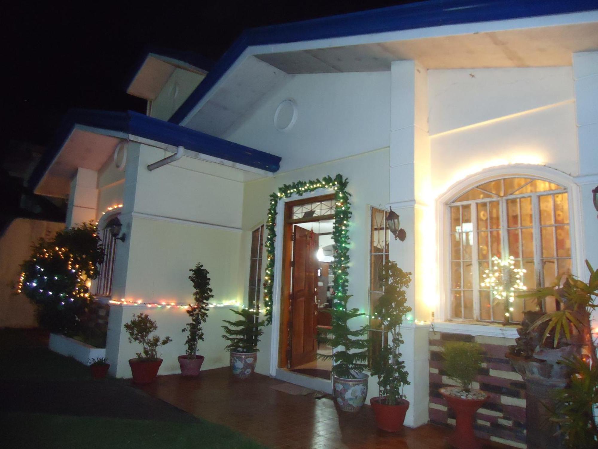 Donsol Aguluz Homestay Εξωτερικό φωτογραφία
