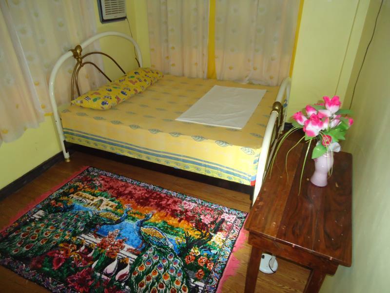 Donsol Aguluz Homestay Εξωτερικό φωτογραφία